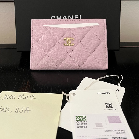 ❌❌ NOT AVAILABLE BNIB FLAT CARD HOLDER 24s LILAC CAVIAR LGHW - Picture 1 of 9